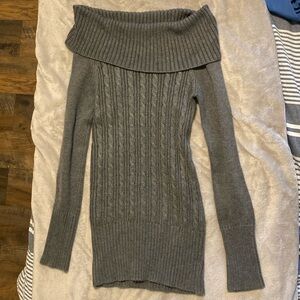 Candie’s Size Small Grey Long Sleeve Sweater